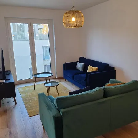 Chic Center 3 Beds Flat & Balcony & Parking Apartamento